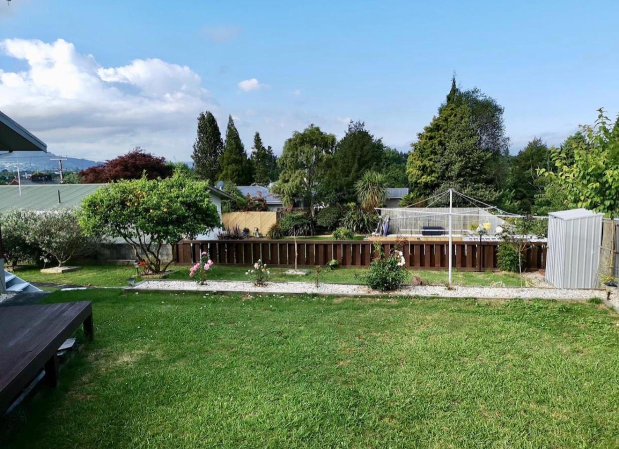 Spacious modern Utuhina holiday House Rotorua Exterior foto